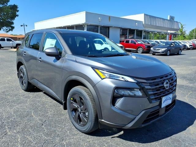 2026 Nissan Rogue 2026.5 FWD SV in Gun Metallic — front three-quarter view